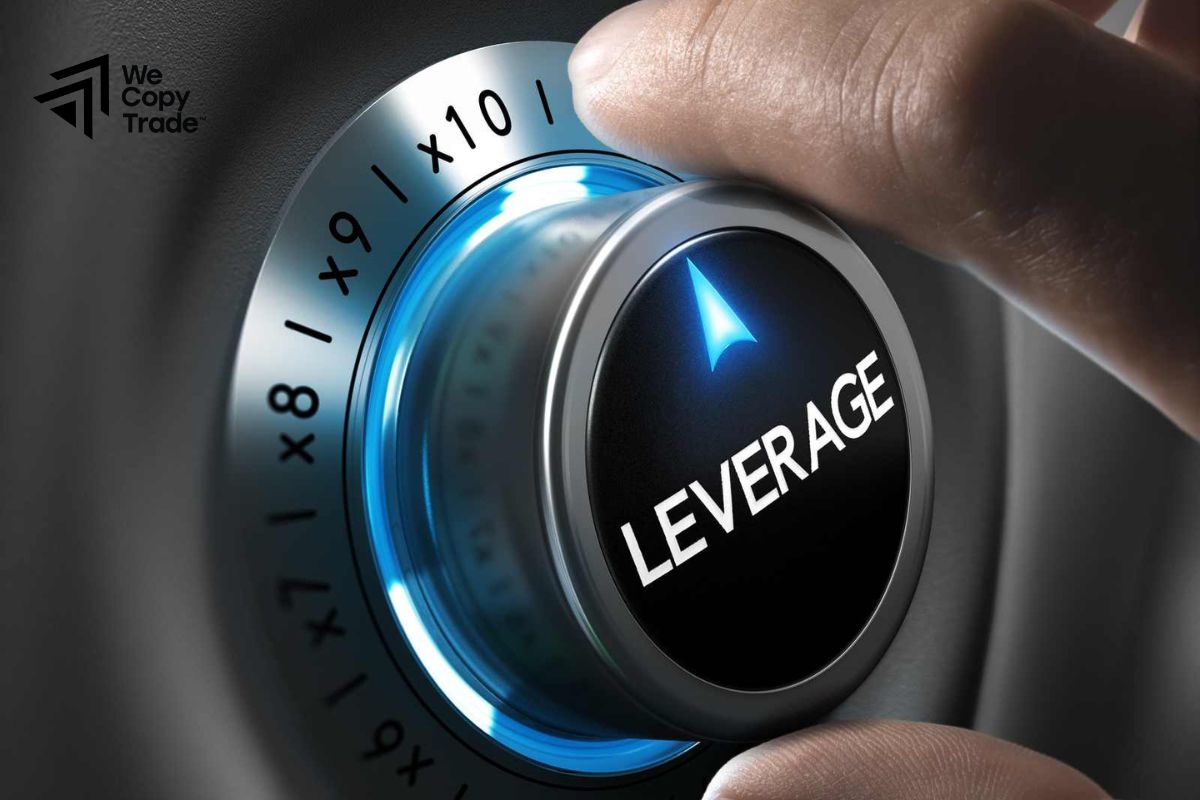 How does financial leverage work?